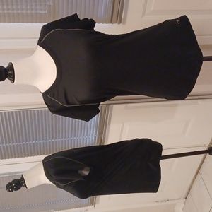 4/$40 Black Athletic Tee - Size Large